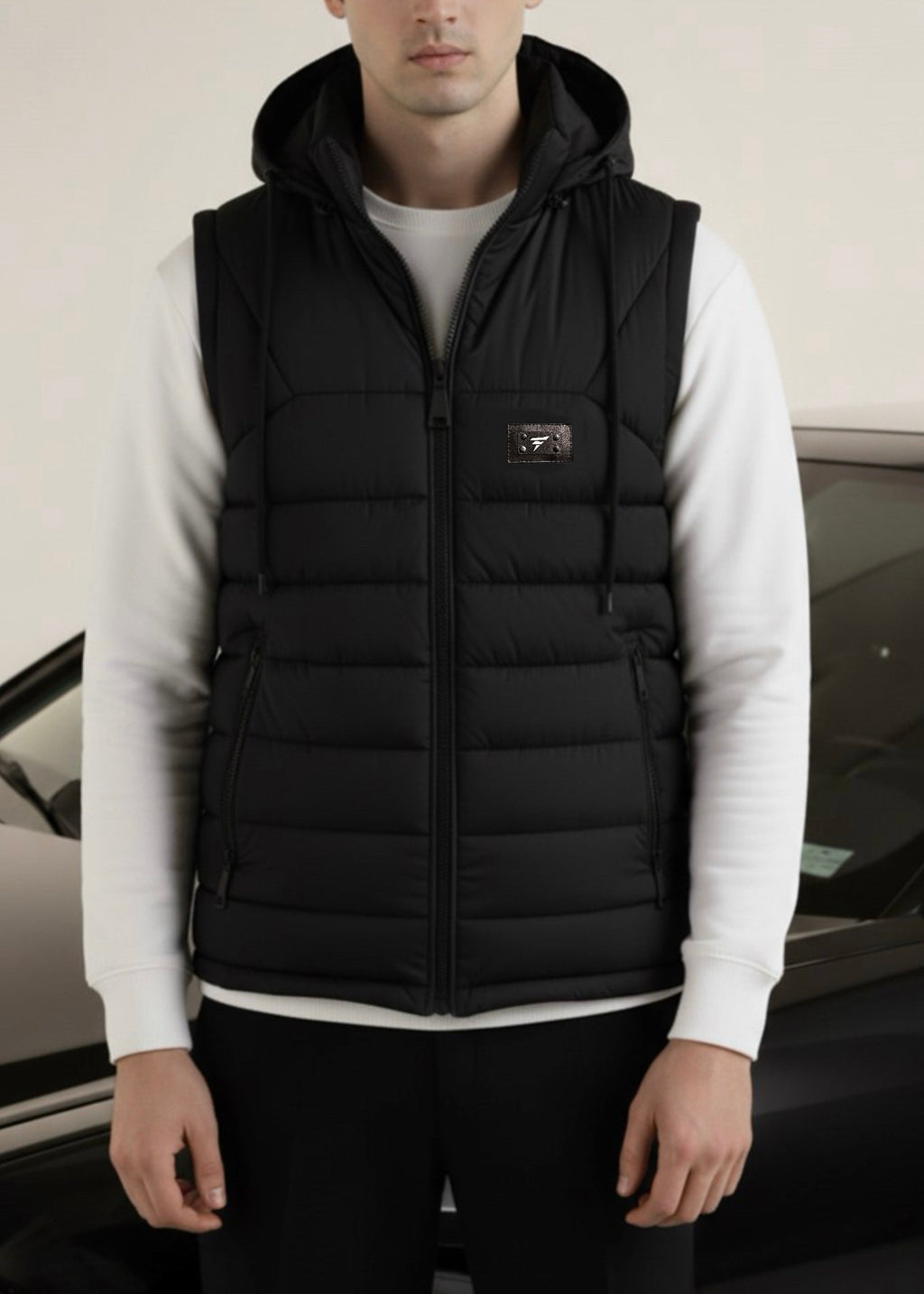 LOGO SLEEVELESS JACKET-BLACK