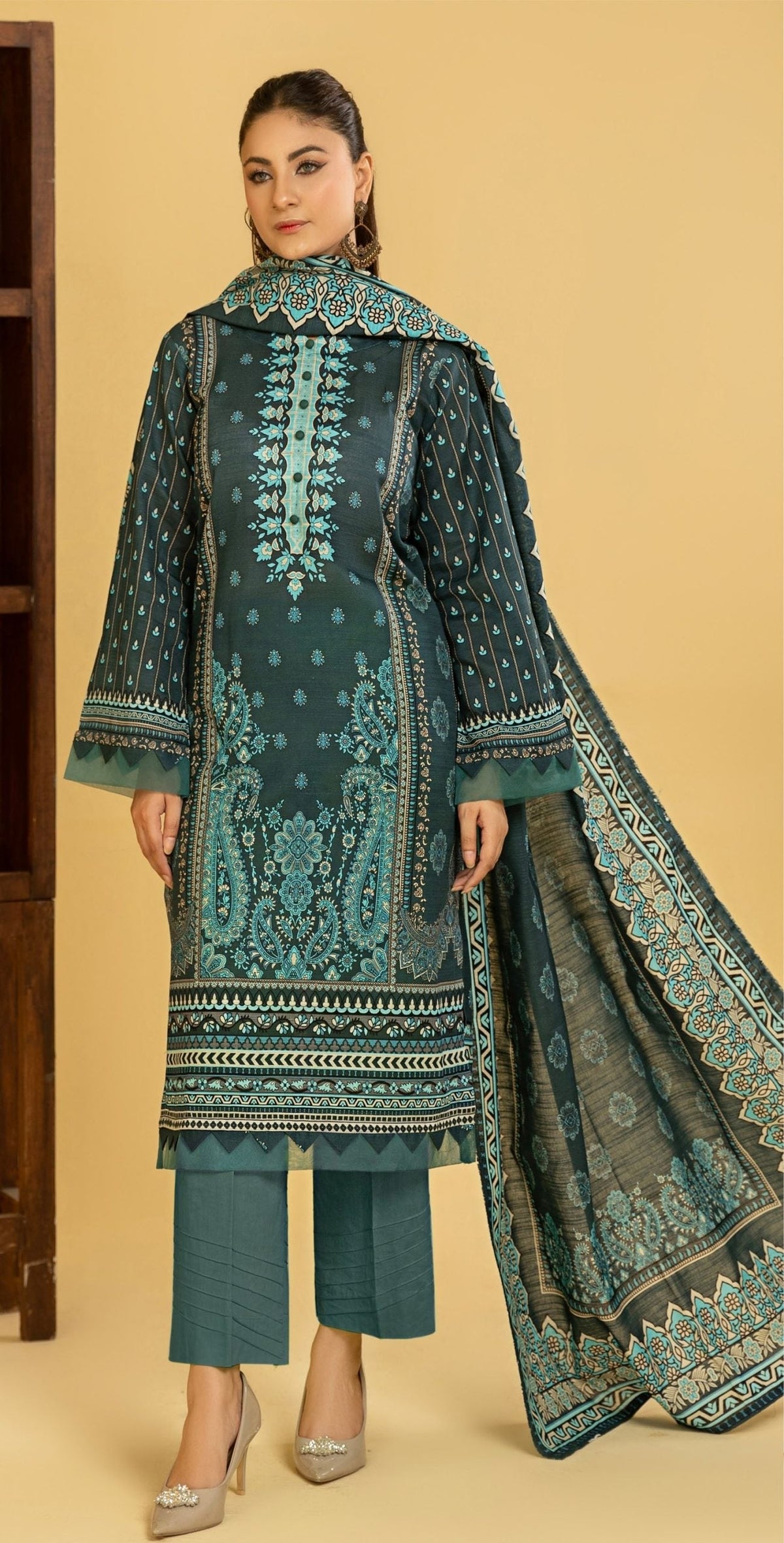 RANGREZA Airjet Khaddar 3PC – Printed Winter Suit