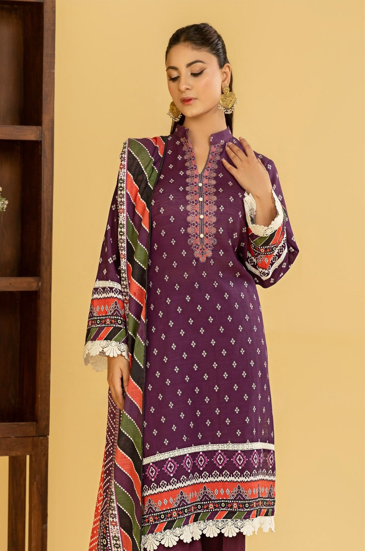 RANGREZA Airjet Khaddar 3PC – Printed Winter Suit