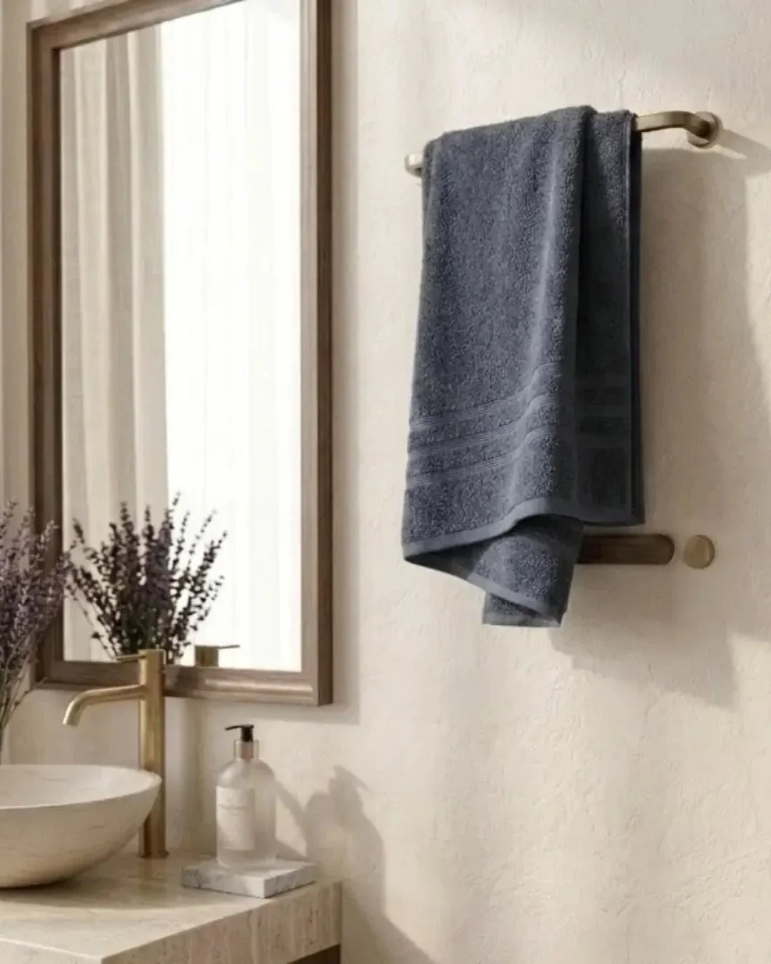 Charcoal Bath Towel – 1 Piece | Soft, Absorbent & Quick-Dry Cotton Towel