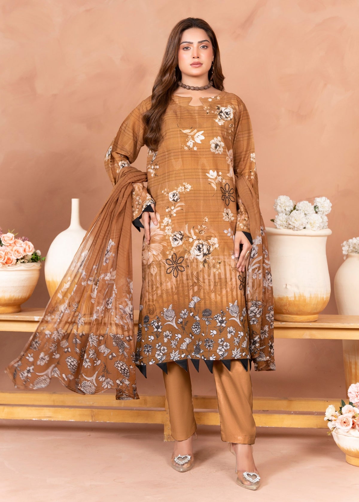 Aura Chamki Digital Printed 3PClawn suits