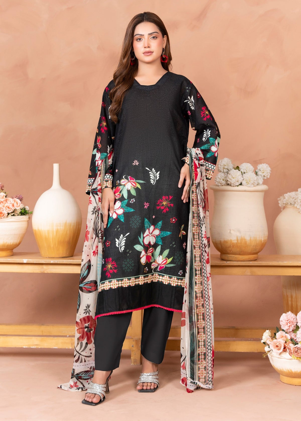 Aura Chamki Digital Printed 3PClawn suits