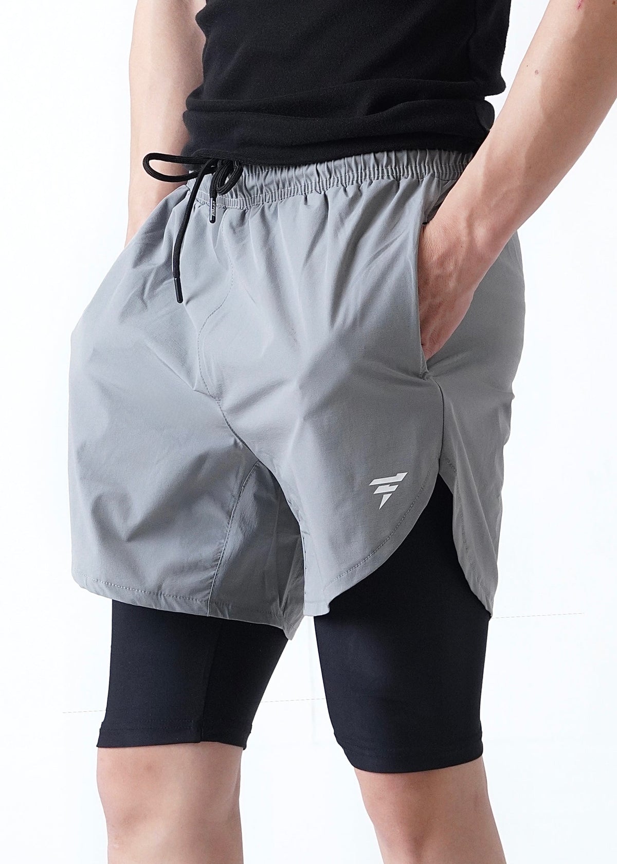 THE MICRO-STRETCH SHORT-FT