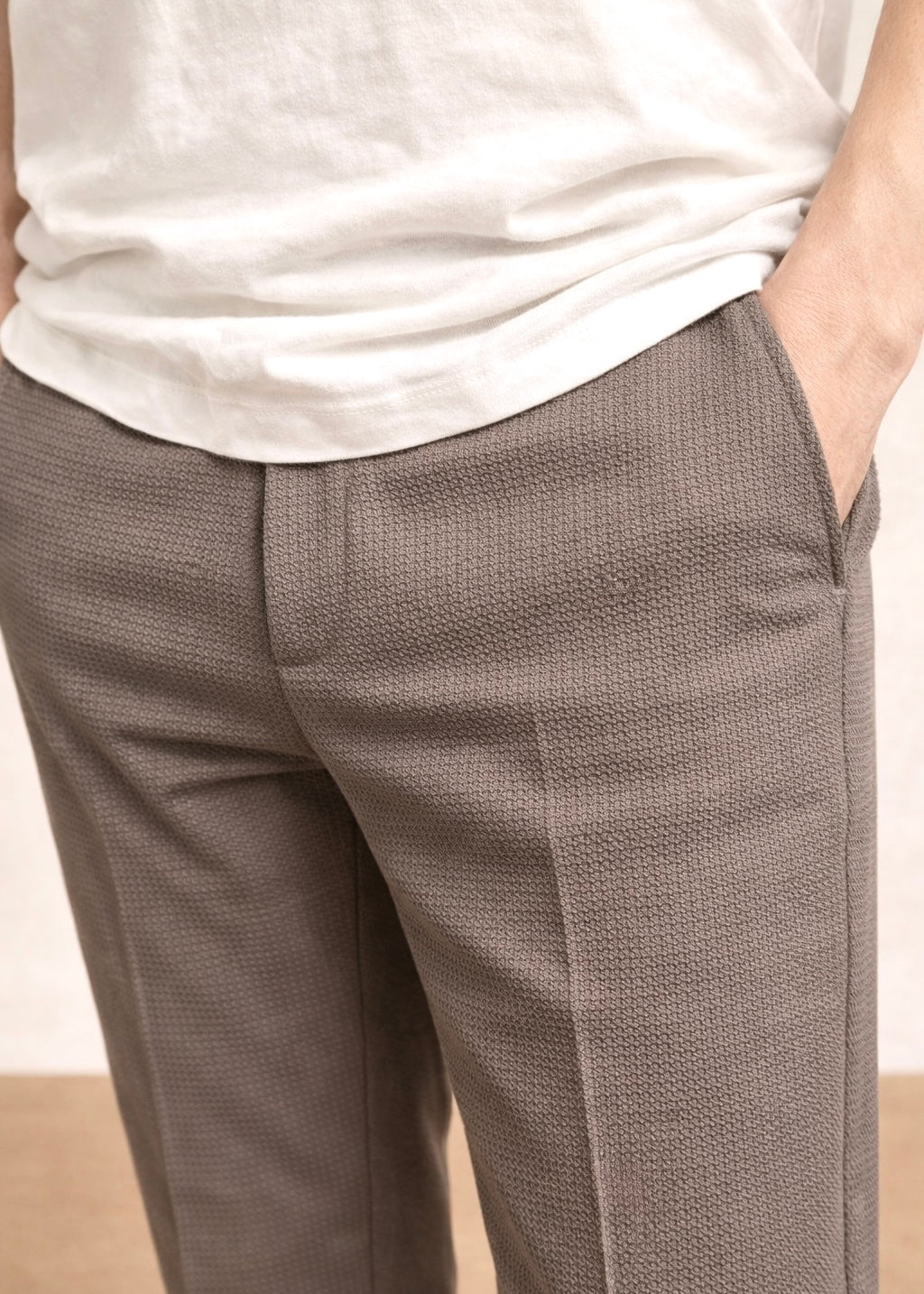 THE SOFT STRUCTURE-FIT BOTTOM-GREY