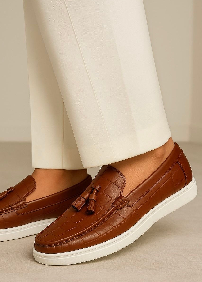 0011 AIR TASSEL LOAFERS-BROWN