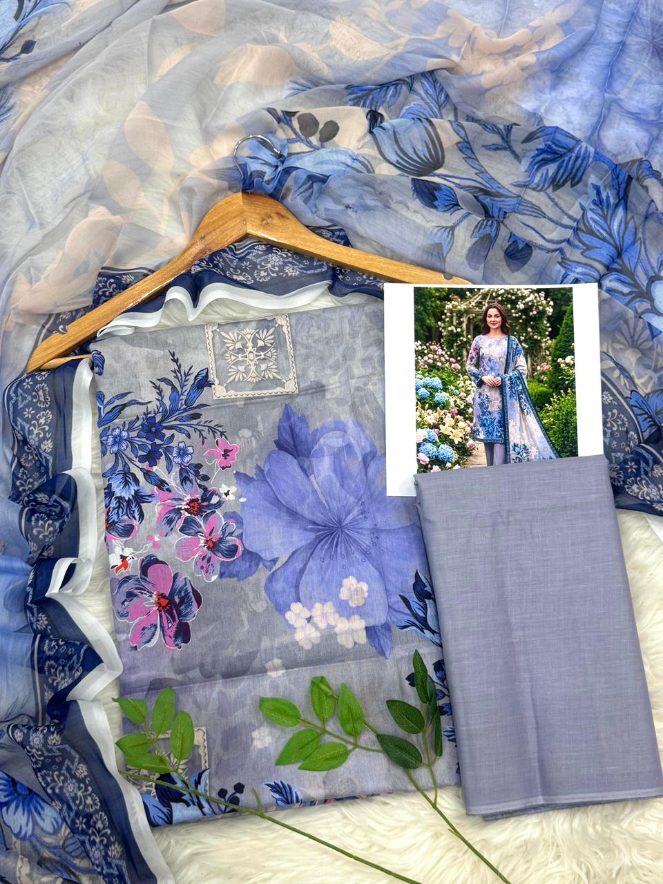 Sassi by Latif Arts Fine Lawn 3PC – Bambar Dupatta
