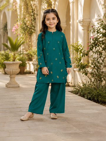 Girls' dresses