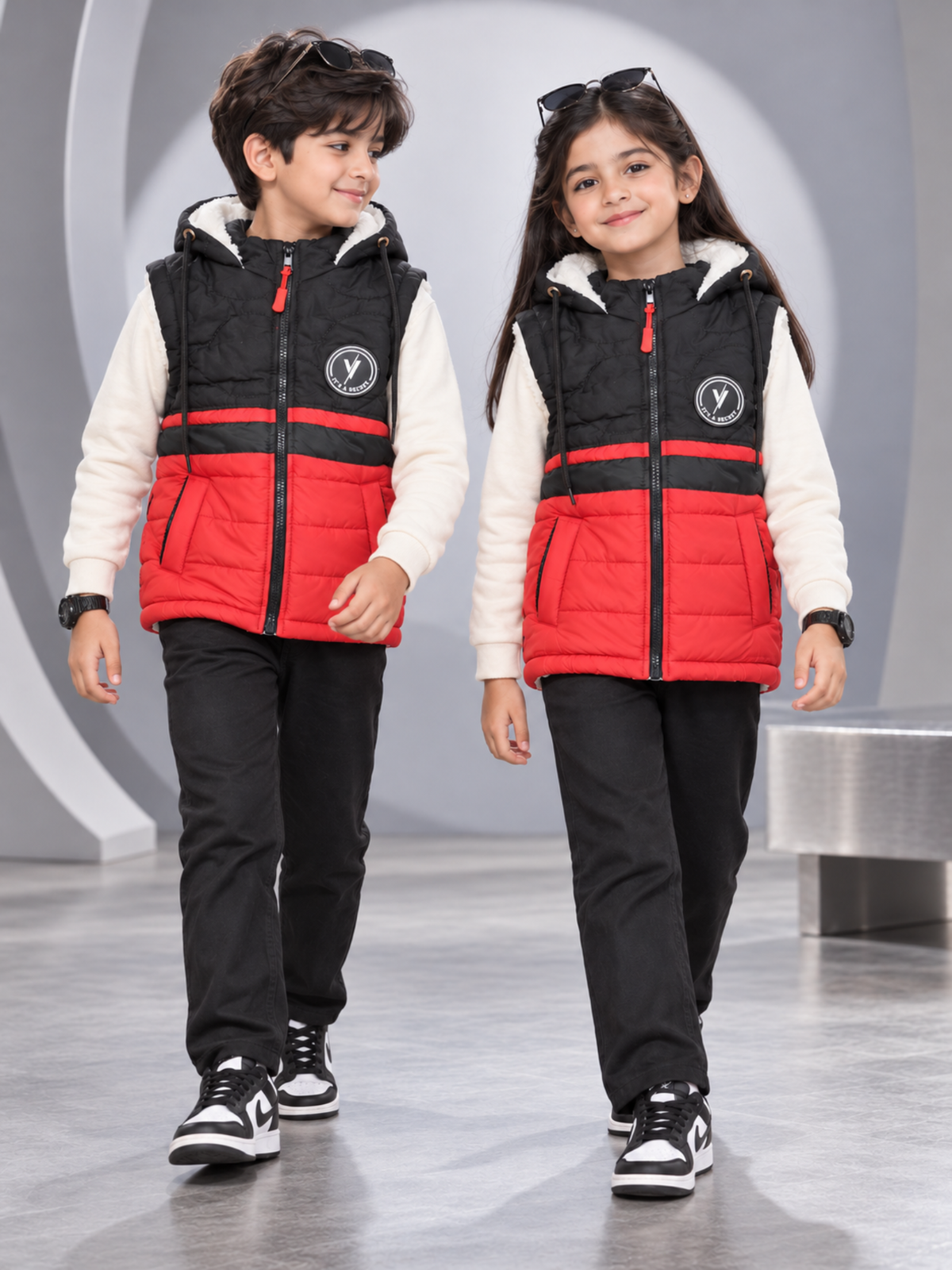 Sleeveless Hooded Gilet For Boys & Girls VJ96-B