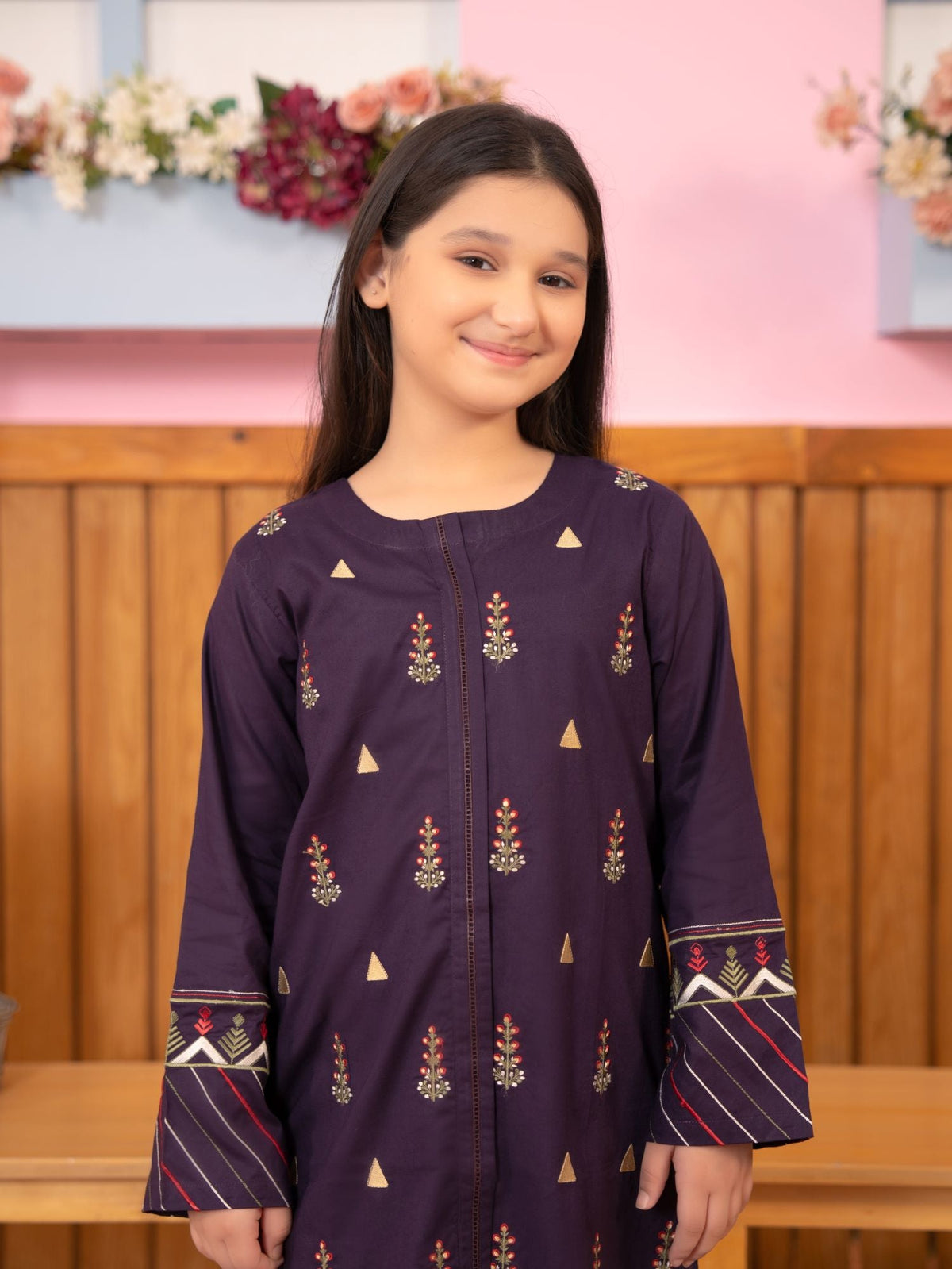 Girls Summer 2Pcs Embroidered Suit VG101-B