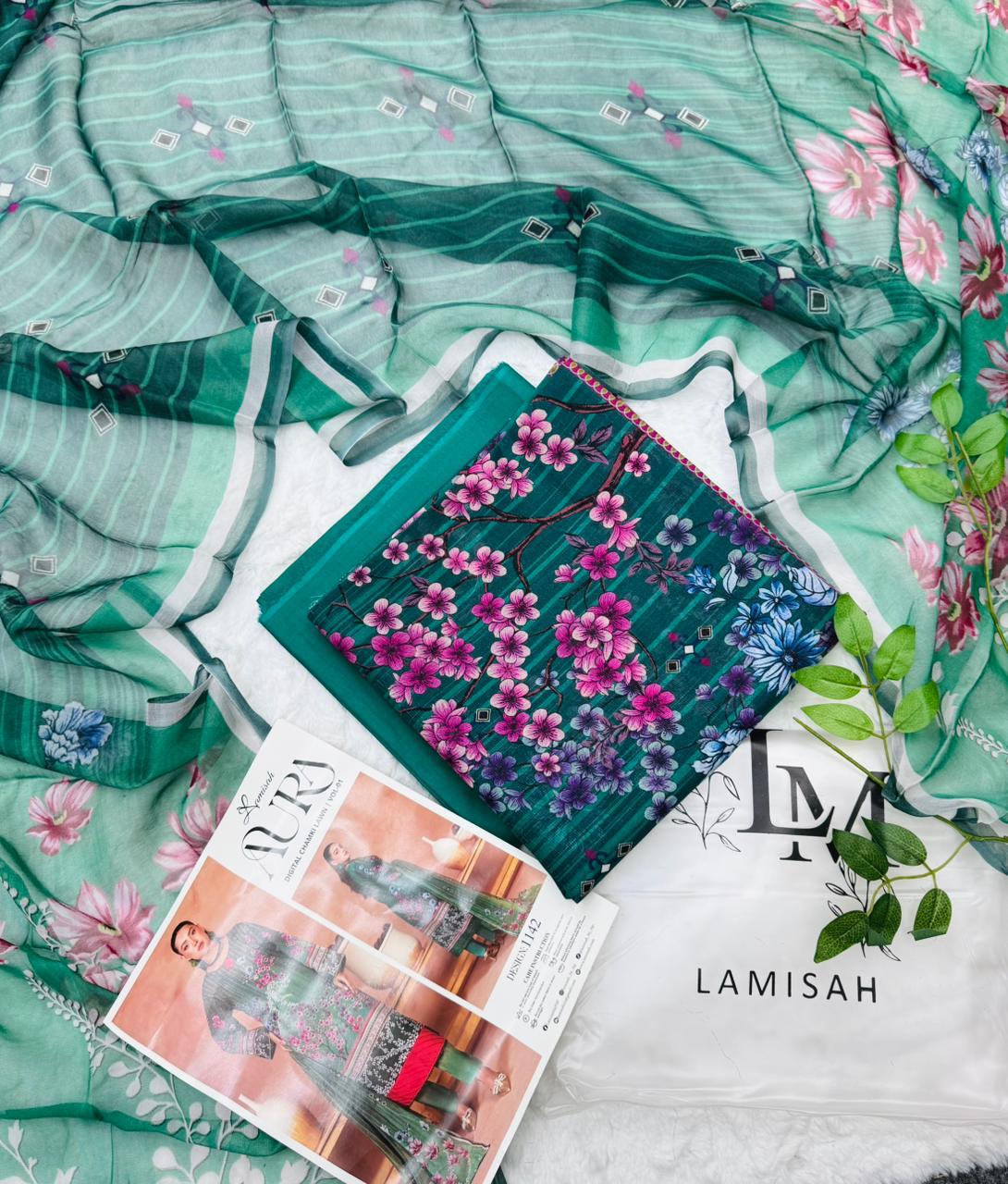 Lamish Aura Digital Chamki Lawn Swiss 3PC Unstitched