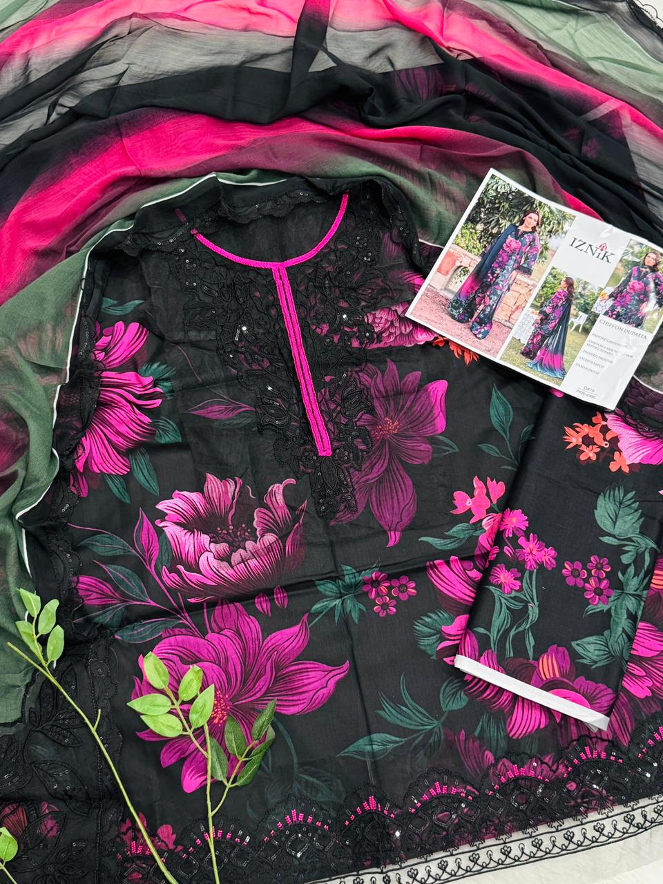 Aleena's Embroidered Lawn 3PC