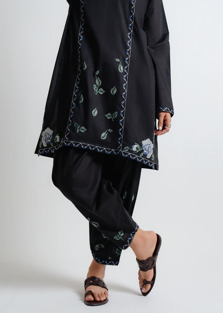 Cross Stitch 2Pc - Black