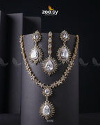 Zilla Necklace Set