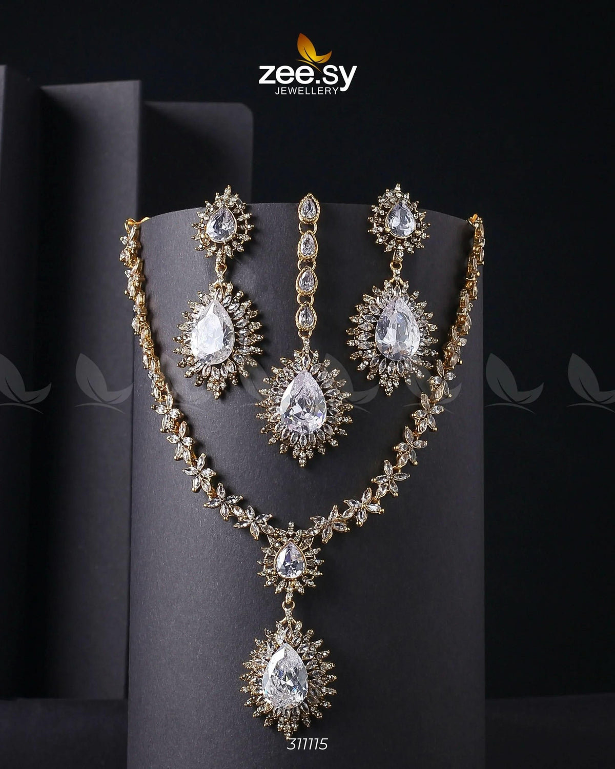 Zilla Necklace Set