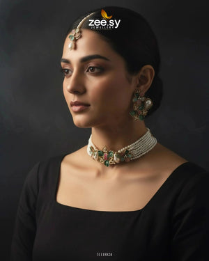 Helix Choker Necklace Set