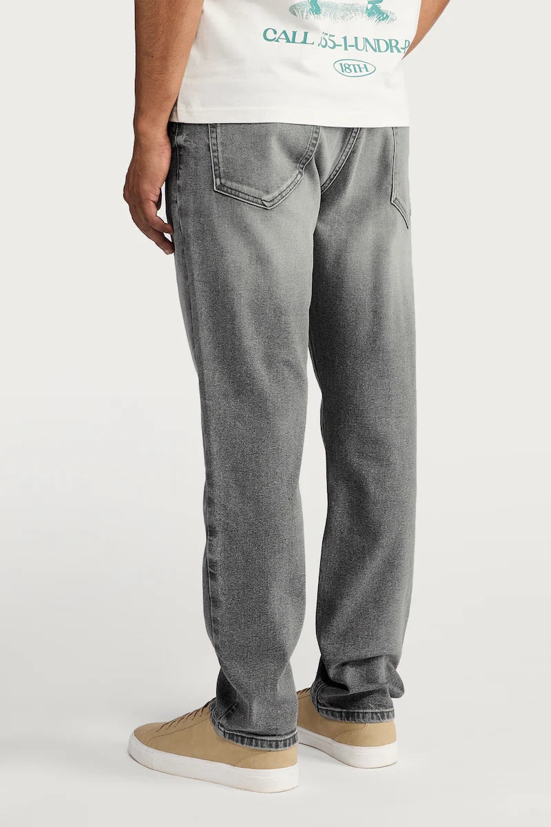 Straight Fit Comfort Stretch Jeans – Gray