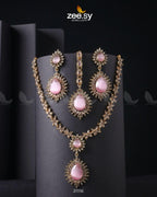 Zilla Necklace Set
