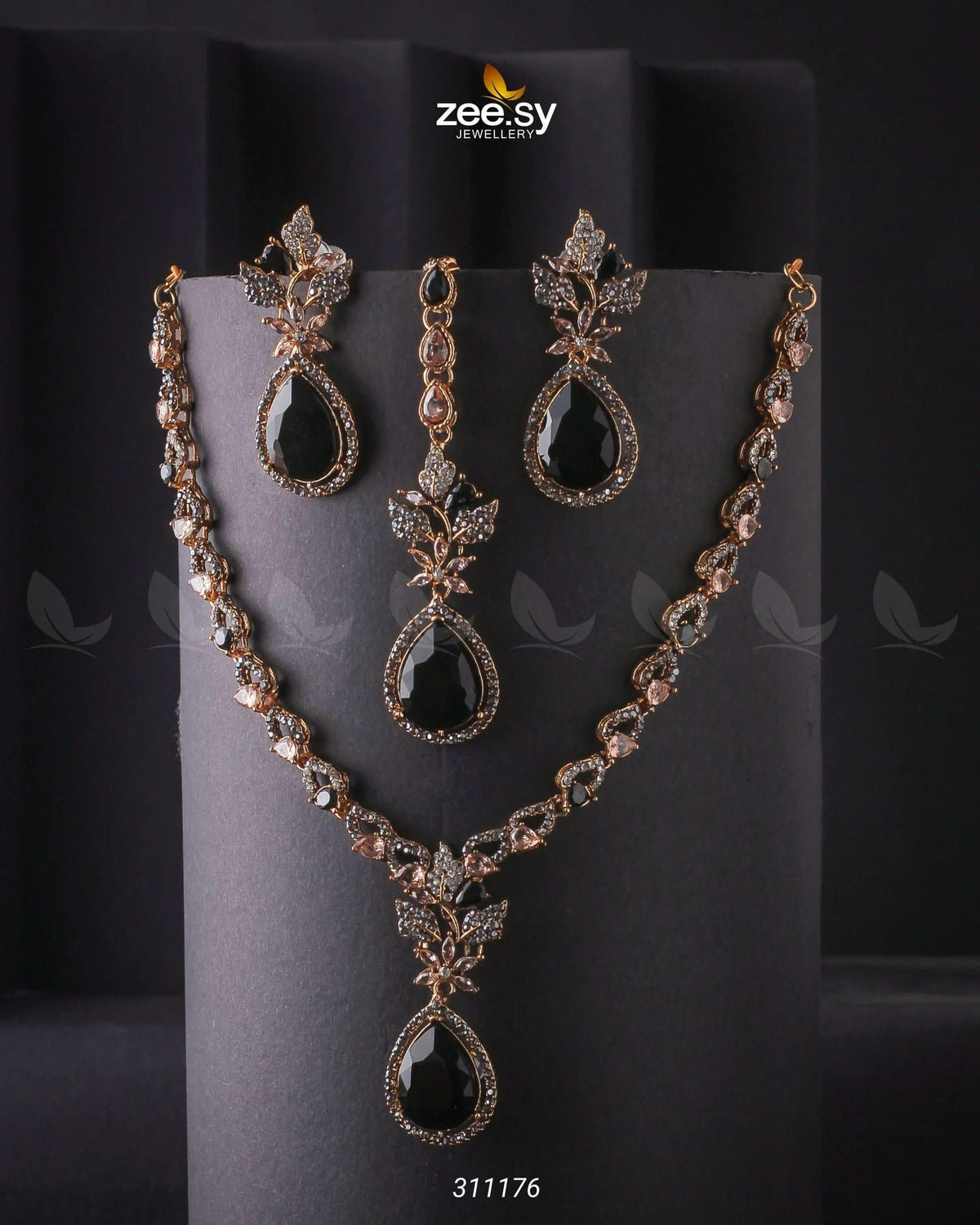 Opal Necklace Set