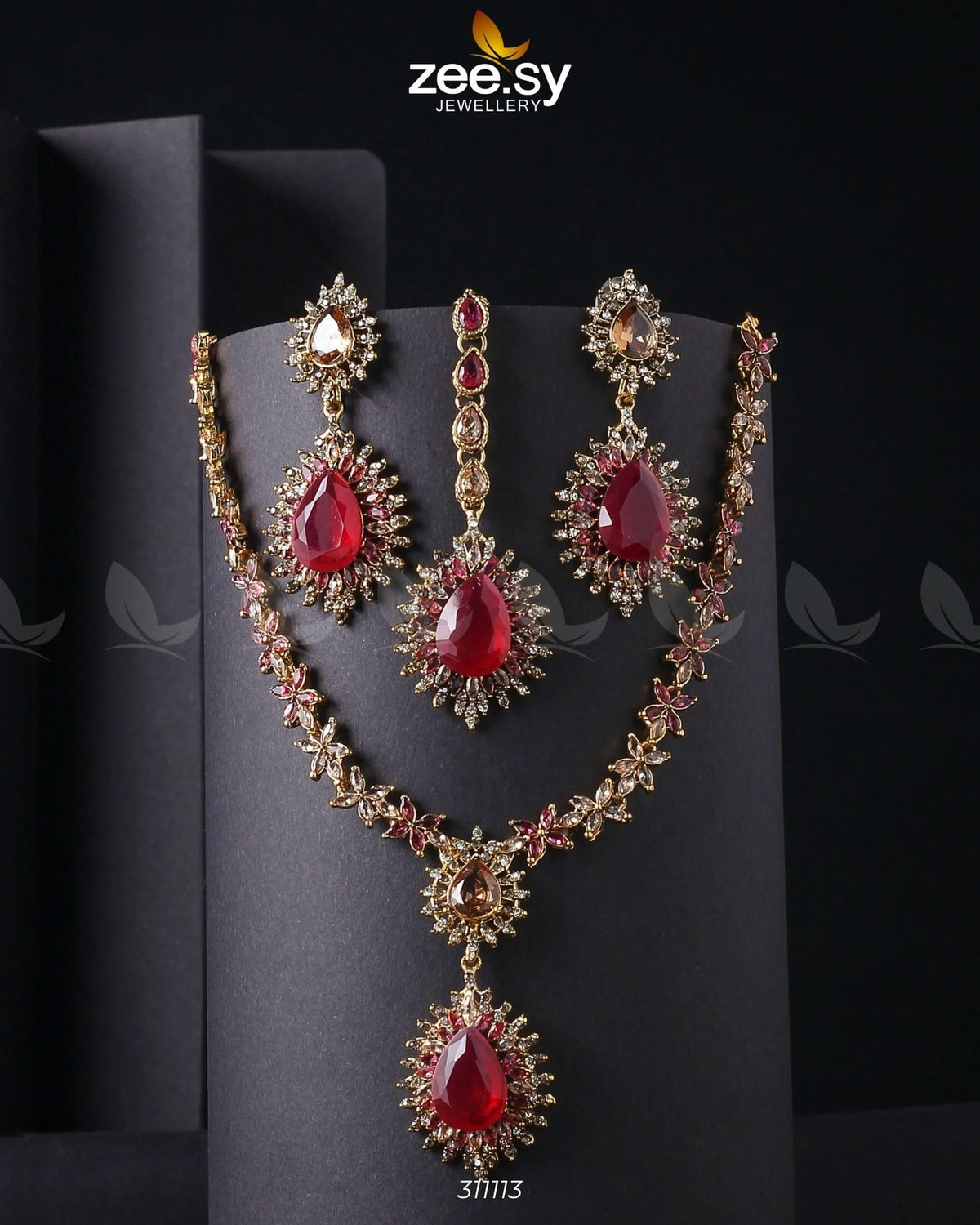 Zilla Necklace Set