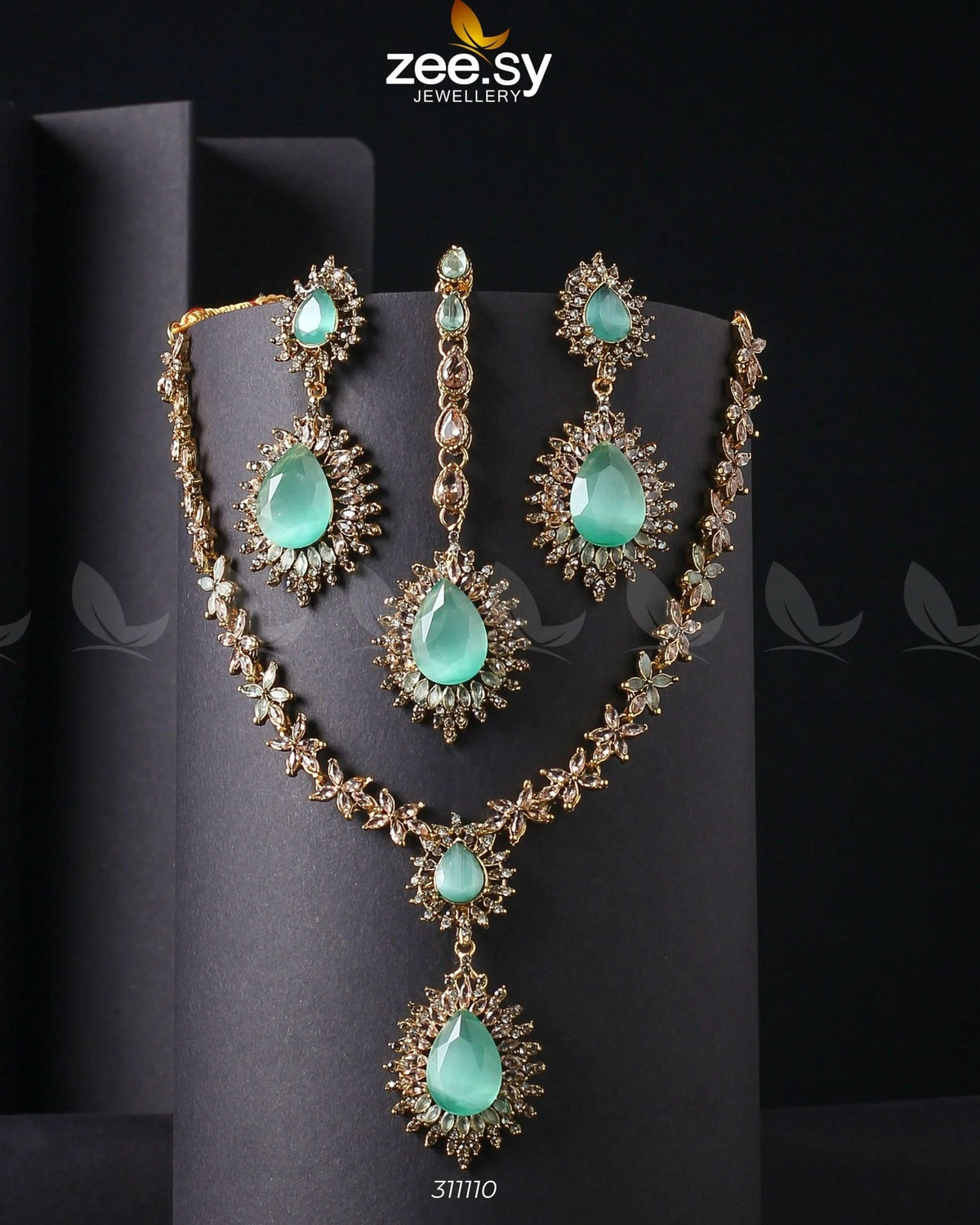 Zilla Necklace Set