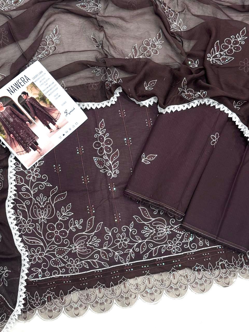 Nawera Luxury Embroidery Lawn 3PC