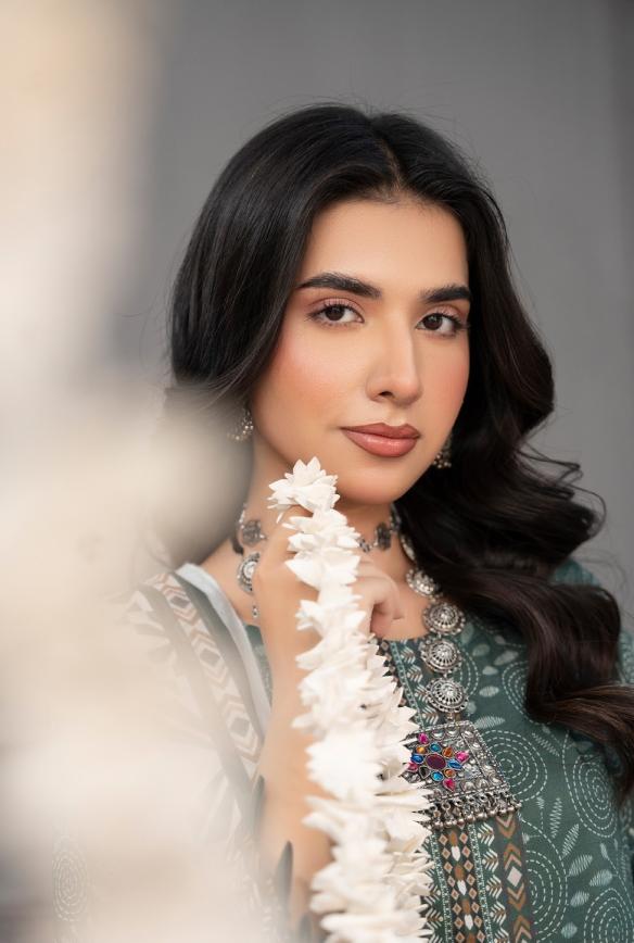 BIn Naeem Platinum D-289