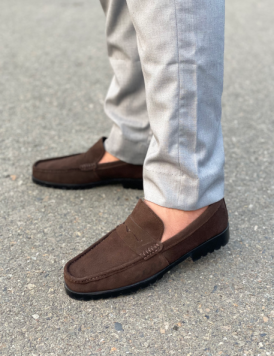 549 Suede BRN