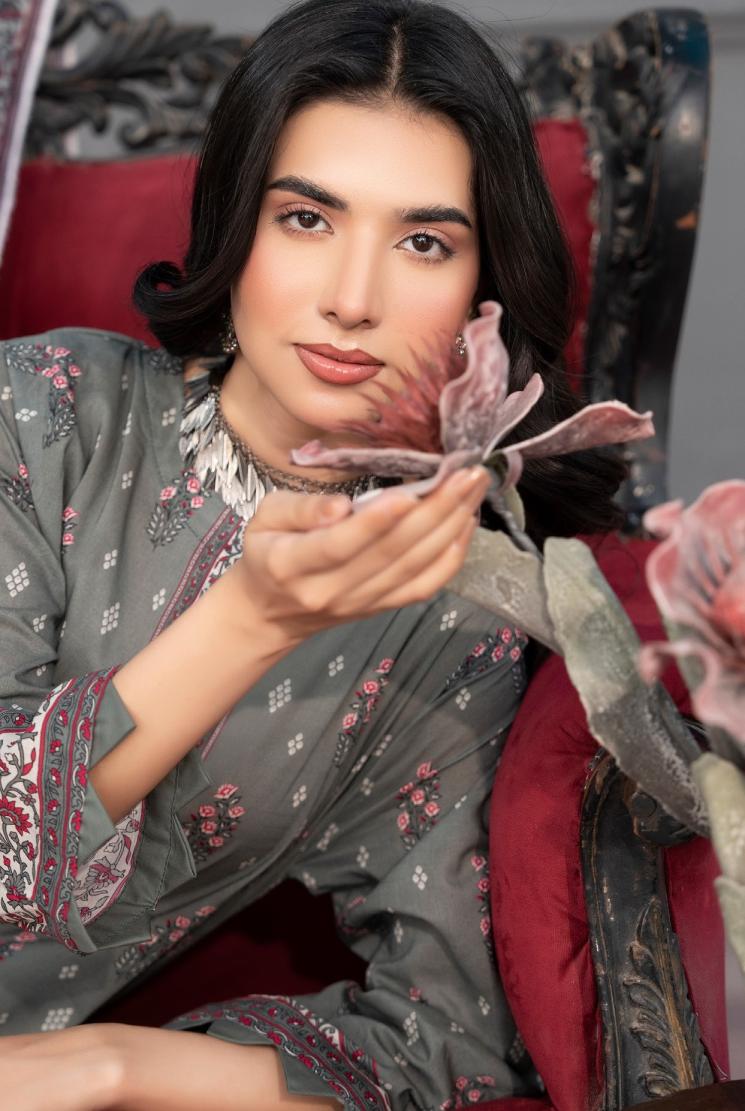 BIN NAEEN PLATINUM D-284