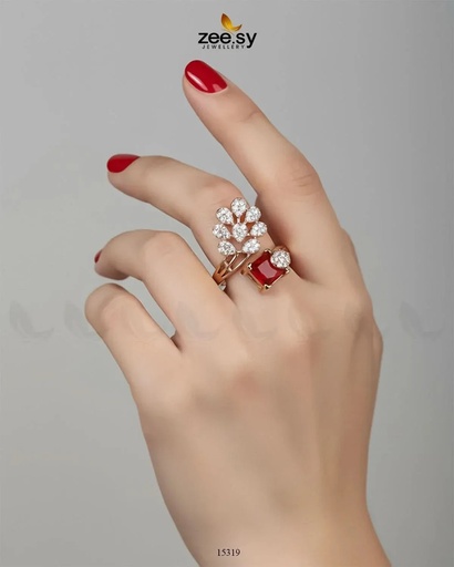 Delicate Leaf Ring